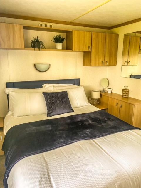 Crowle  The Hygge Retreat At 7 Lakes Country Park, Lincolnshireヴィラ エクステリア 写真